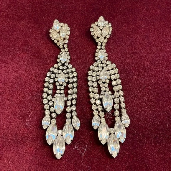 Statement earrings - Picture 1 of 5